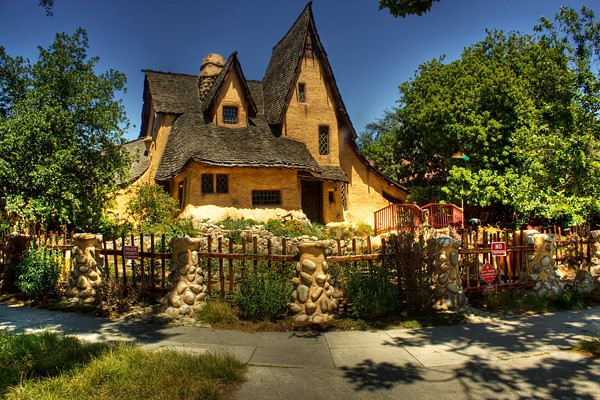 خانه اسپادانا، بورلی هیلز، کالیفرنیا